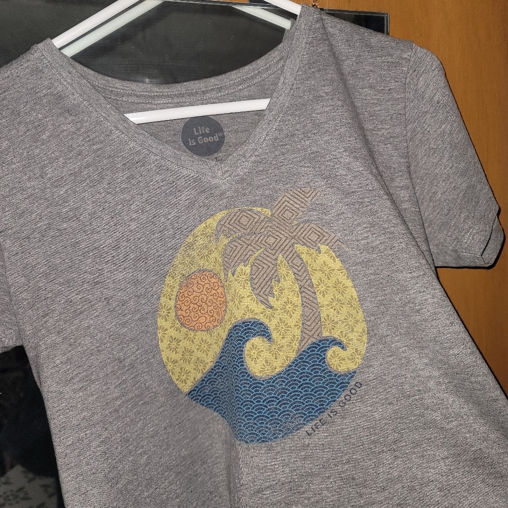 Life Is Good Wave T-shirt